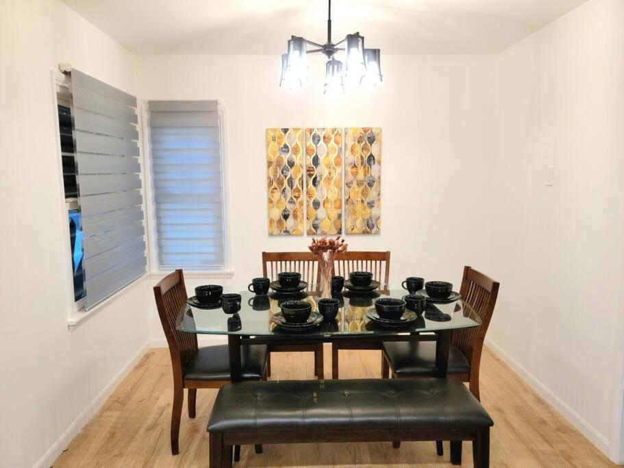 Villa Newly Furnished Pool House Los Ángeles Exterior foto