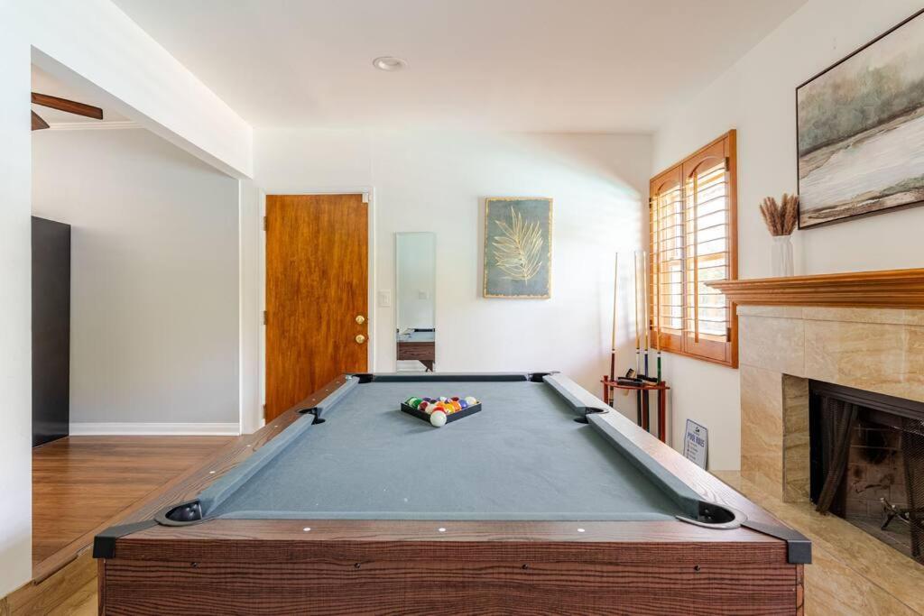Villa Newly Furnished Pool House Los Ángeles Exterior foto